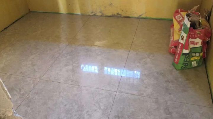 學府瀾灣小區(qū)11號樓76㎡-瓦工階段